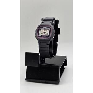 Casio Women's LA20WH-8A Classic Digital Watch Gray and Pink